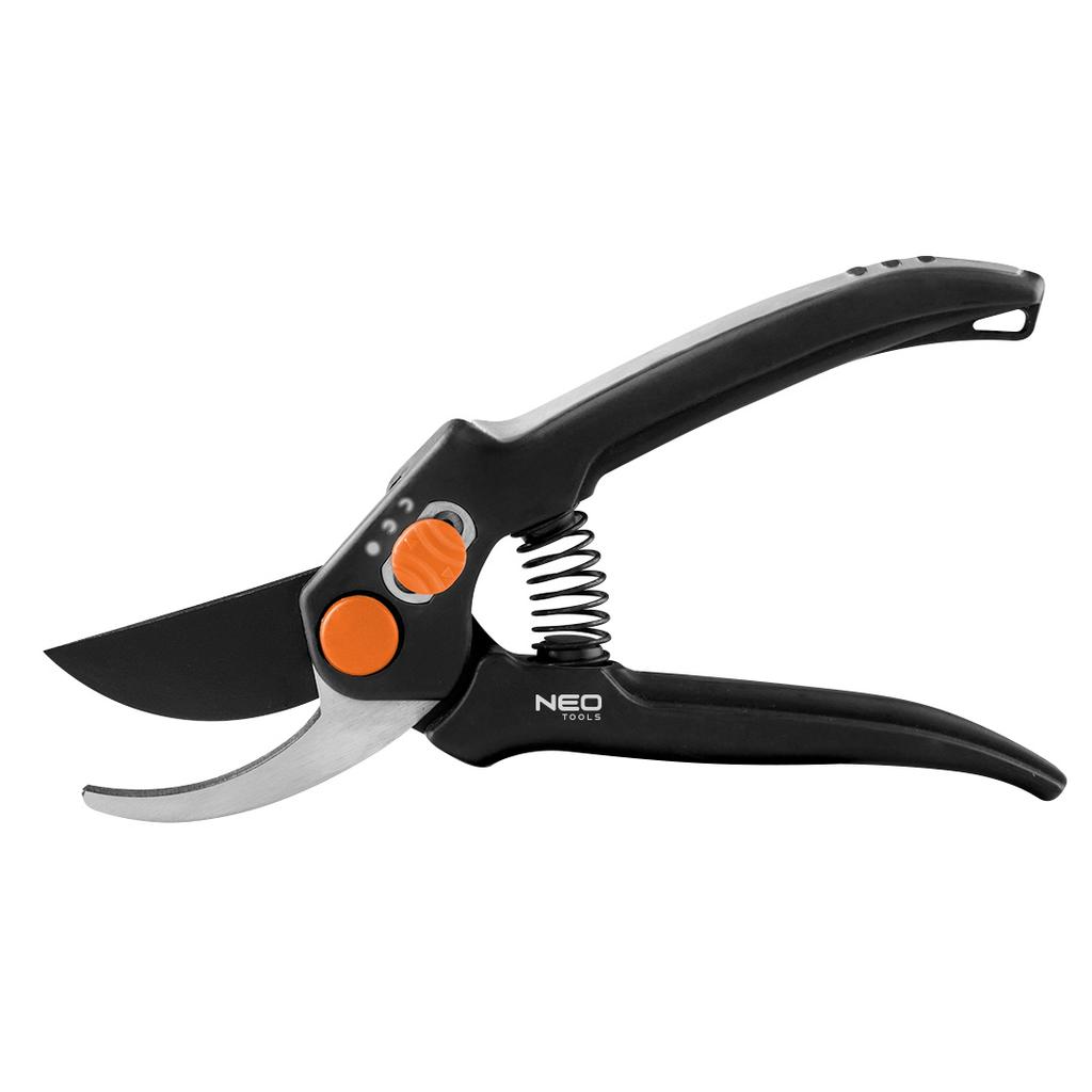 By-pass pruner 185 mm, range up to 15 mm, adjustable spacing