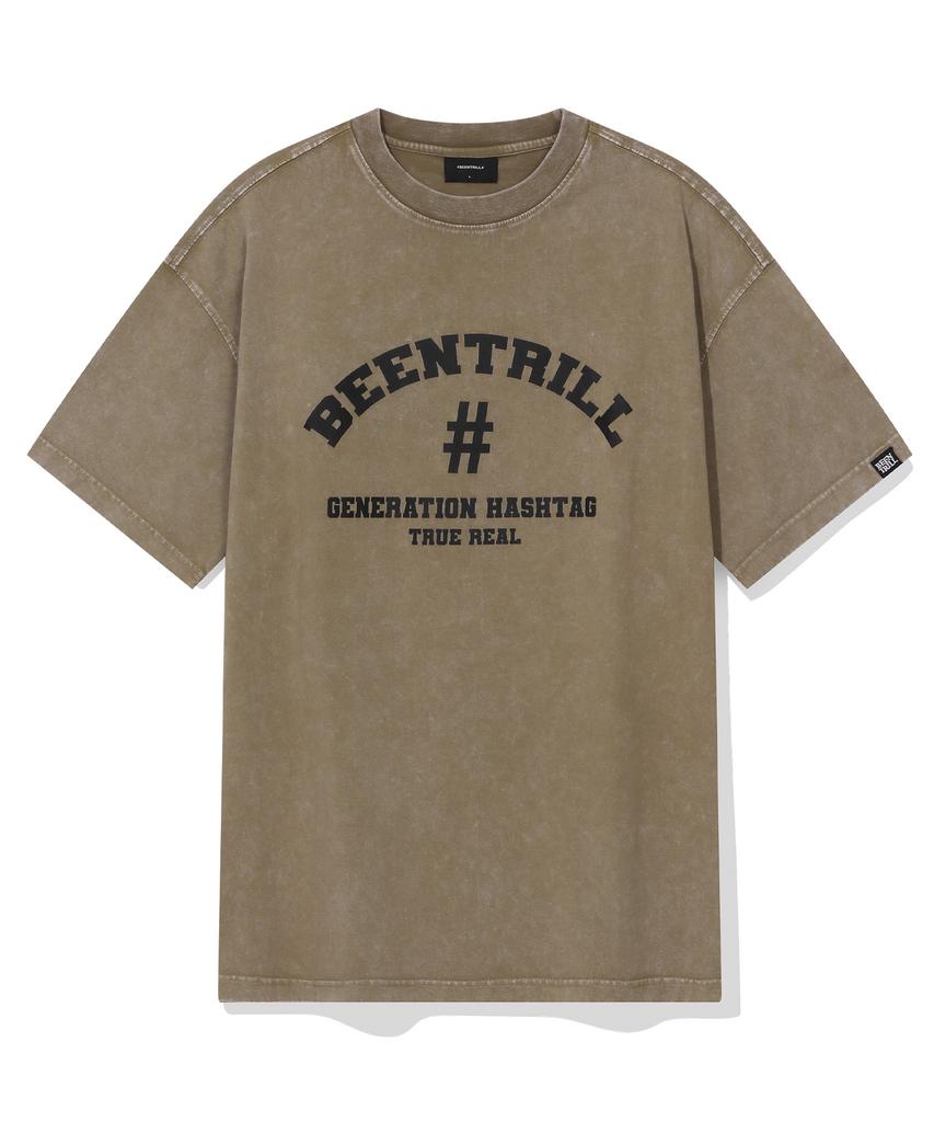 BEENTRILL Футболка с пигментным принтом, логотипом-аркой и хэштегом (хаки)