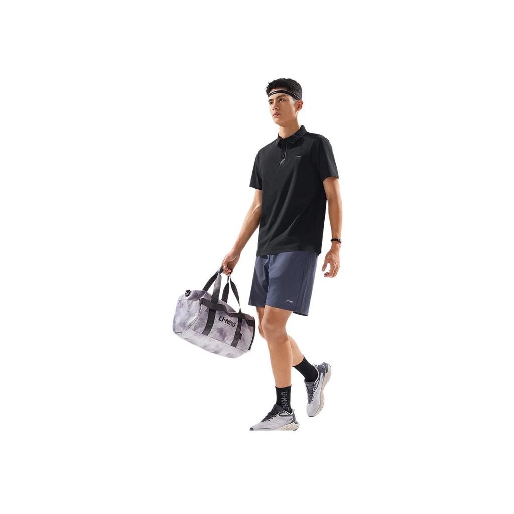 Li Ning Glory Series Спортивная Мода Универсальная Повседневная Дышащая Футболка-поло с Коротким Рукавом с Буквами для Мужчин Белый APLV673-1