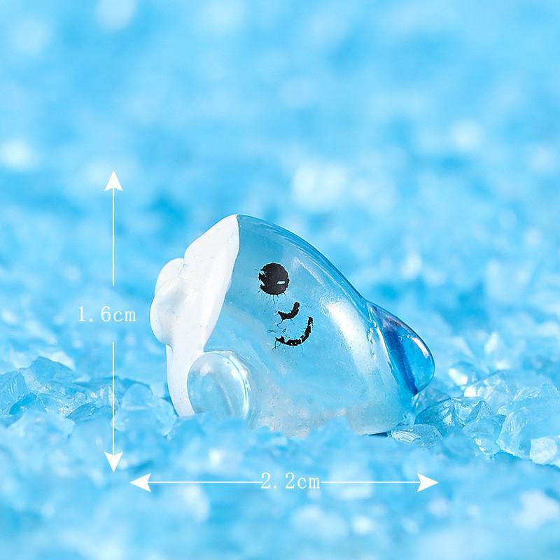Cute And Playful Resin Shark Miniatures For Fairy Garden Or Aquarium Decorations