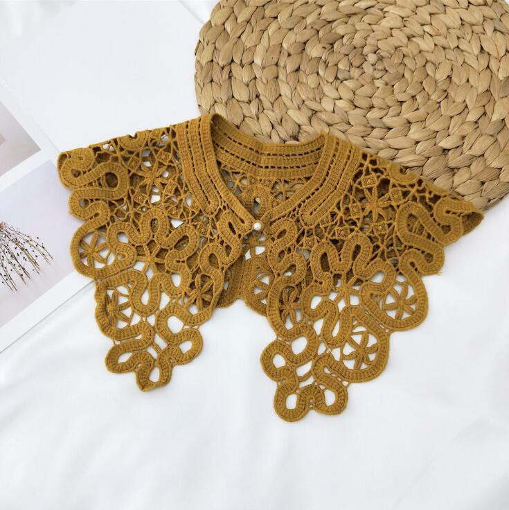 Vintage Shawl O-Neck Doll Fake Collar Shirt Women Hollow Crochet Lace False Collar Detachable Woman Half Shirt Faux Col
