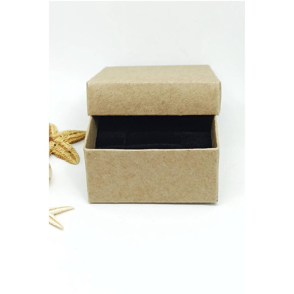 Посеребренные красные бусины