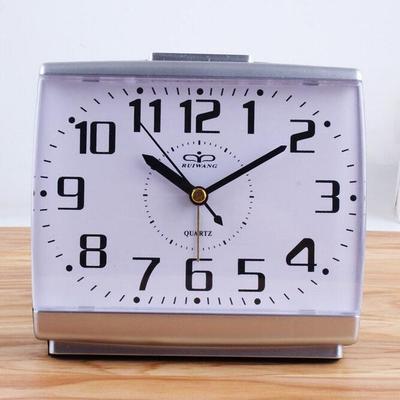 Большой буквенный бесшумный будильник Часы для пожилых людей с ночником Простые студенческие детские настольные прикроватные часы для спальни