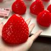 1 шт. Сквиши Большая Клубника Игрушка для Сжимания Детская Мягкая Игрушка для Сжимания Фрукты Поп Игрушки-Непоседы Развлечения для Вечеринок Игры Подарок на Хэллоуин Рождество