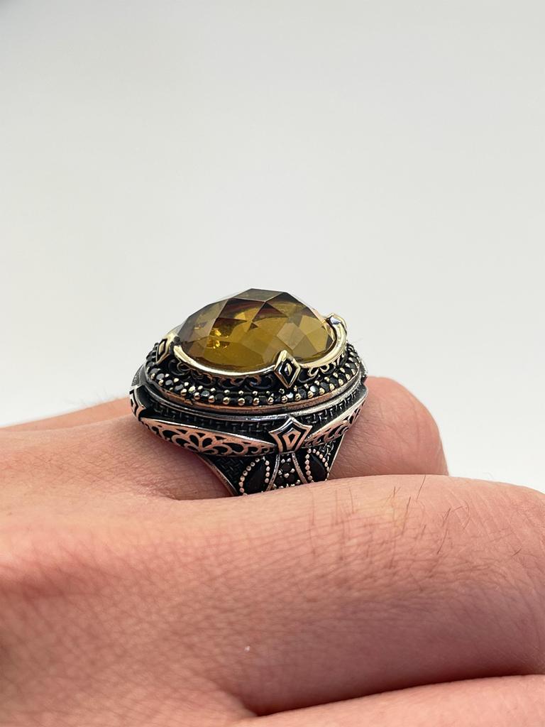 Серебряное мужское кольцо с изменяющим цвет зултанитовым камнем - увлекательный и универсальный драгоценный камень - мужское кольцо из султанита - мужское кольцо с драгоценным камнем