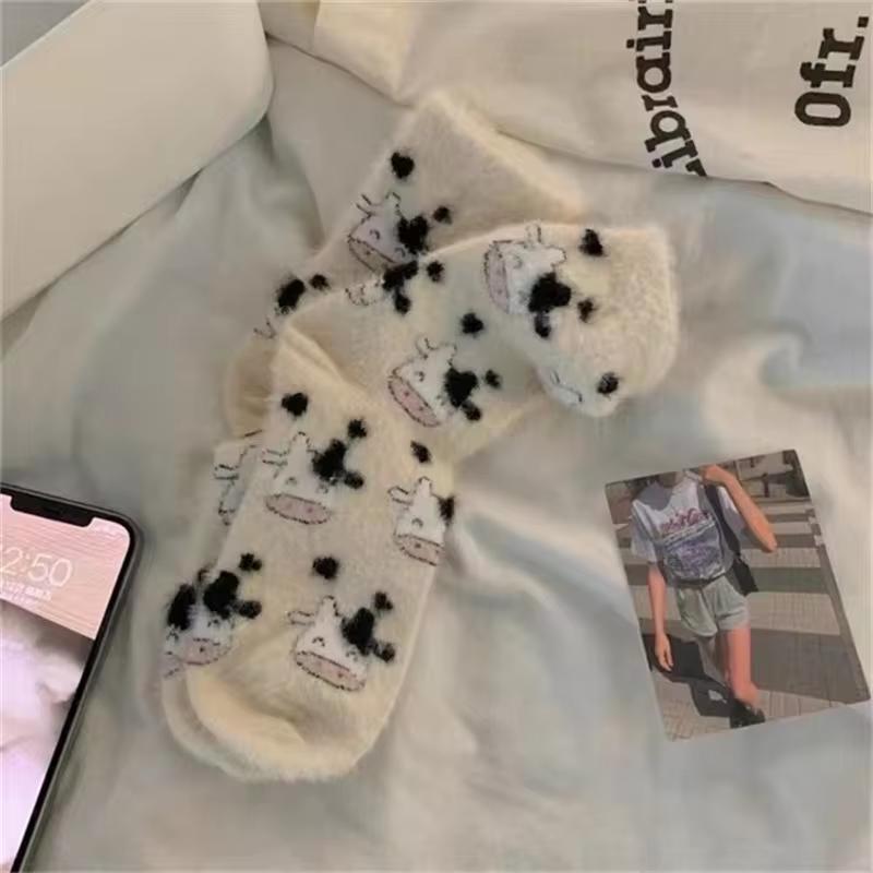 3 Pairs Cute Cow Spots Print Sock Thickened Warm Coral Fleece Women's Socks