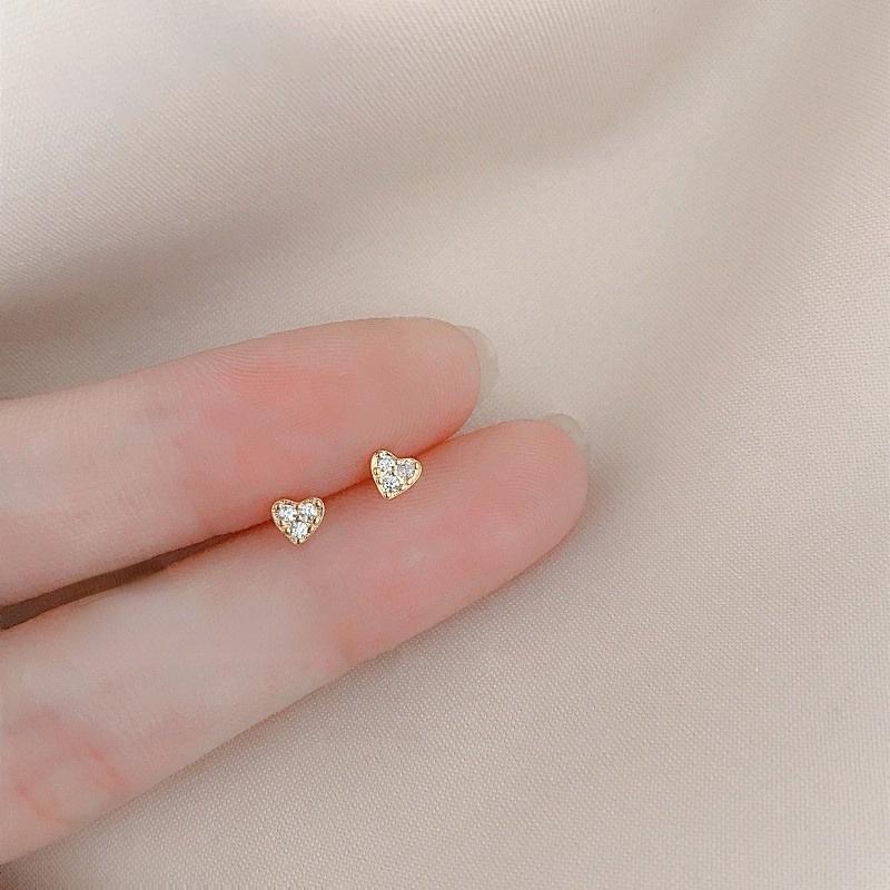 iF ME Простые серьги-гвоздики в форме сердца, бабочки, листьев, цветов, кристаллов, звезд, крестов, золотые, серебряные серьги-гвоздики для женщин, ювелирные аксессуары
