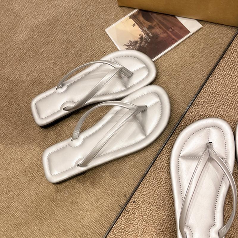 Женские сандалии, лето 2024, новая версия, шлепанцы с застежкой на носок, уличные модные повседневные нескользящие сандалии на плоской подошве, женские пляжные шлепанцы