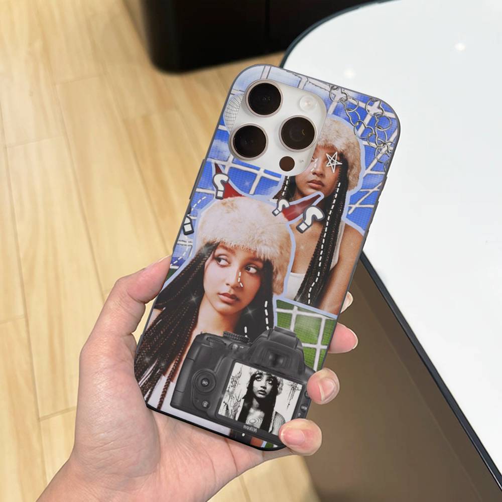 Singer P-Pinkpantheress Phone Case For IPhone 11 12 13 14 15 16 17 Pro Max PLUS Pro Wave Corrugated Silicone Case