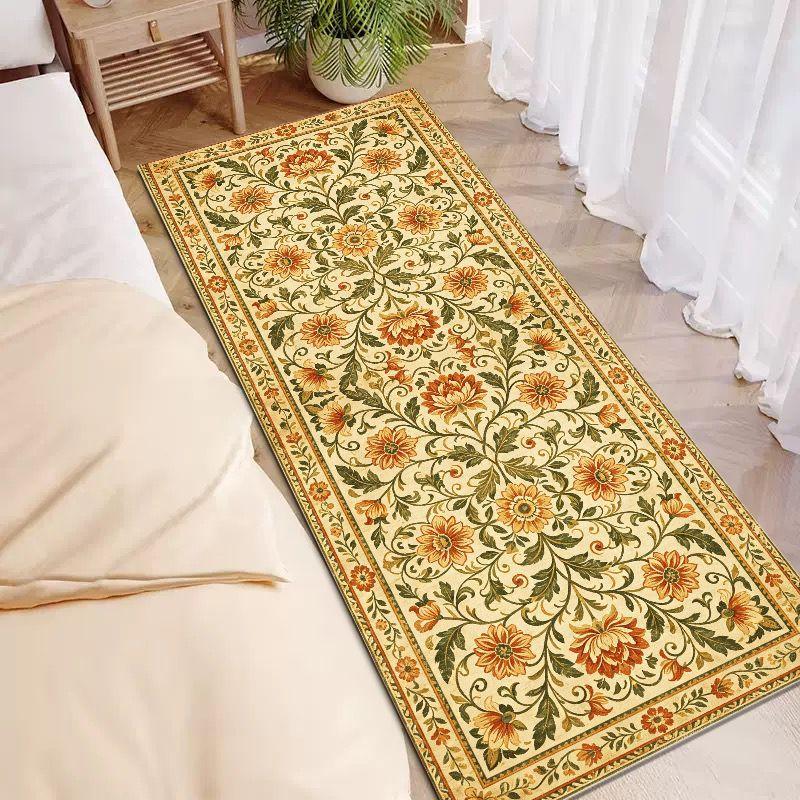 European Vintage Emblem Rectangular Rug, Non-Slip Machine-Washable Hallway Mat, Bedroom Bedside Rug for Home Decor