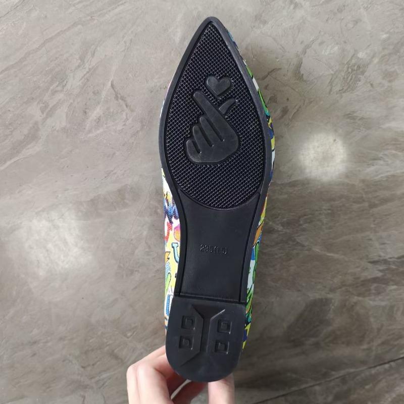 Персонализированные граффити женские модные туфли модные легкие повседневные туфли на плоской подошве весна 2024 новые удобные и универсальные туфли