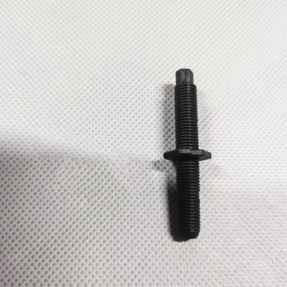 WHT000260 Винт фары для Skoda Octavia