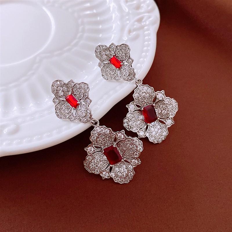 Инкрустированное бриллиантами колье-цветок и ретро-браслет, серьги - набор, европейский и американский стиль, цепочка для ключиц, ювелирные изделия высокого класса