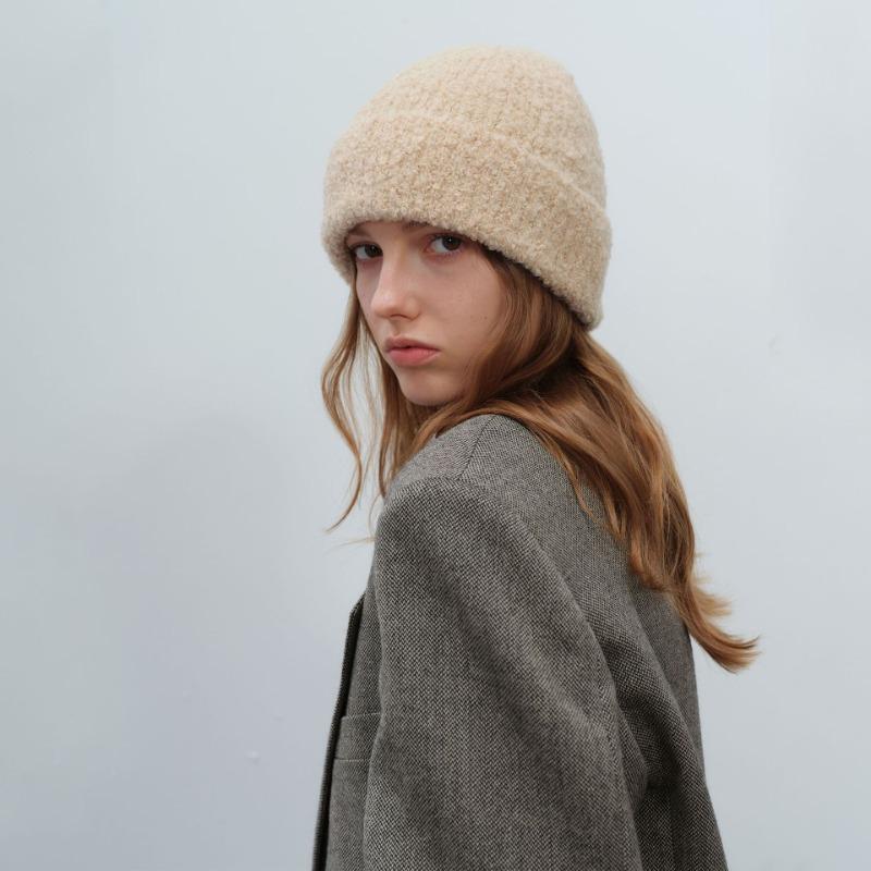 Autumn and Winter New Warm Face Small Simple Solid Color Texture Unisex Wool Circle Yarn Knitted Hat Tide