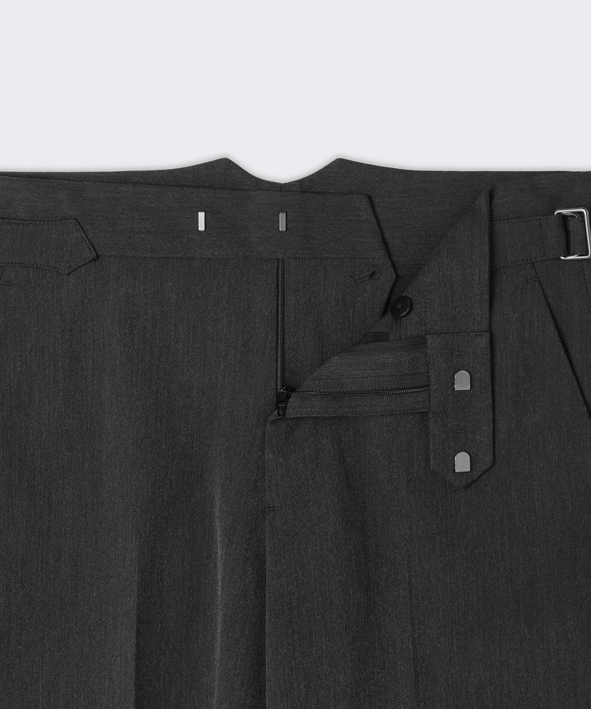 MUSINSA STANDARD Classic Adjust Half Slacks [Charcoal Gray]