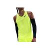 Мужская жилетка для бега Aeroswift Dri-Fit Adv с круглым вырезом без рукавов Топы Флуоресцентно-желтый FN4231-702