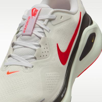 Nike Structure 26 White Spruce Aura Bright Crimson