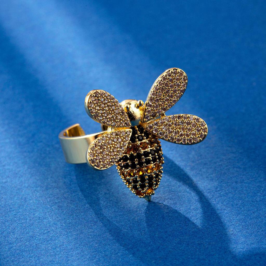 Cross-Border Bee Jewelry Set: Elegant 14K Gold Necklace & Earrings