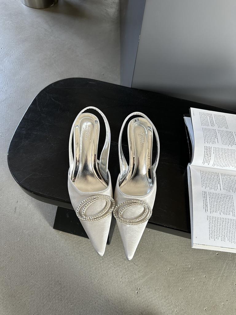 Мода Остроносые женские сандалии Тонкий высокий каблук Задний ремешок 2024 Новые поступления Модная обувь для вечеринок Черный Розовый Бежевый Серый Кристалл