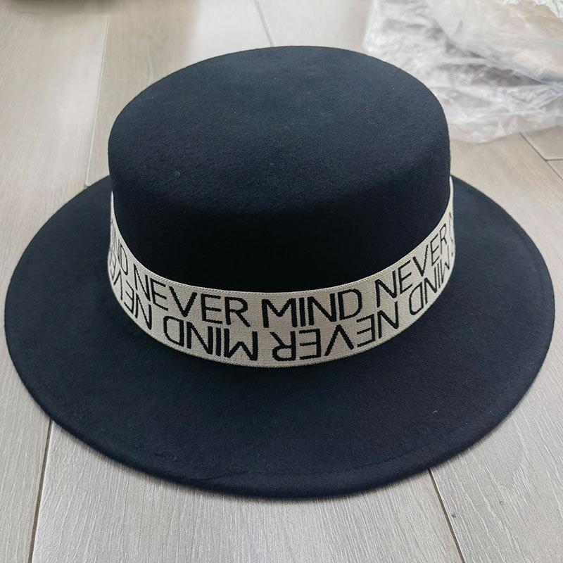 Wool French celebrity white flat top top top hat, female British retro fashion Hepburn hat