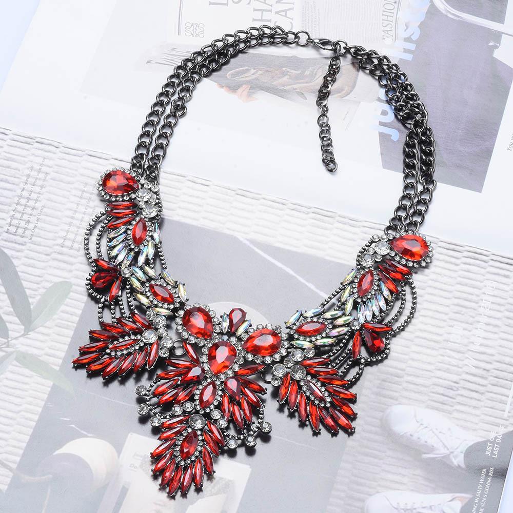 New Color Fashion Leaf Alloy Full Diamond Necklace Accessories Double Chain Clavicle Chain
