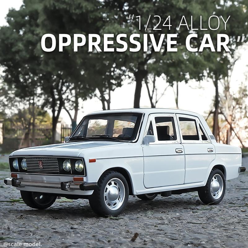 1/24 Российская LADA 2106 Металлическая модель автомобиля Игрушка Литье под давлением Металл Инерционный Музыка Свет Автомобильные игрушки для детей Транспортное средство