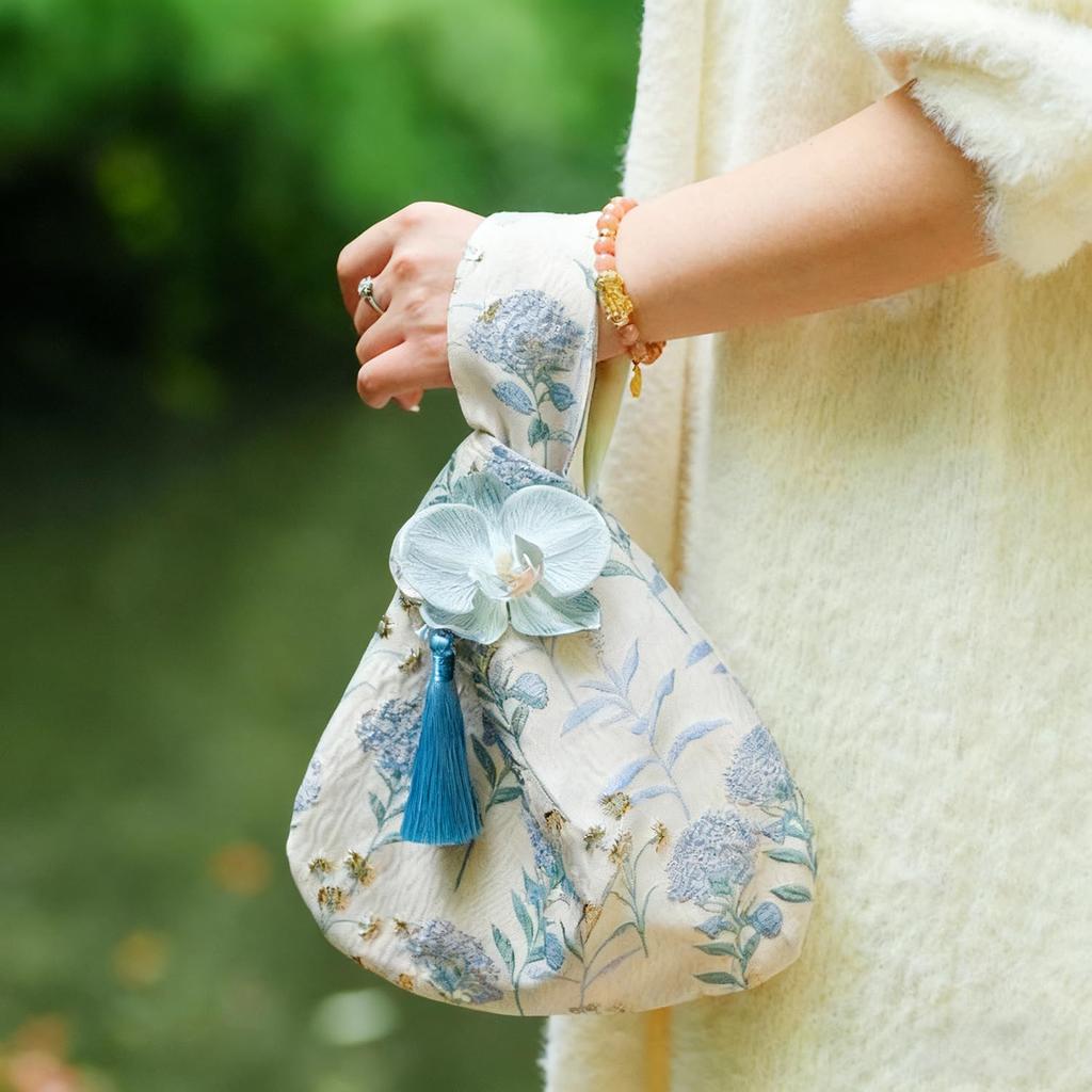 Japanese Pattern Yukata Drawstring Small Small Handheld Pouch [Samcos] Pouch, Bag, Bag, One-Handed Handbag, Handbag, Bag, (Blue)
