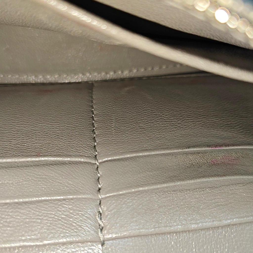 [Pre-Owned] Hourglass Crocodile Pattern Silver Buckle Leather Shoulder Crossbody Bag - Very Good #1O9H7I6