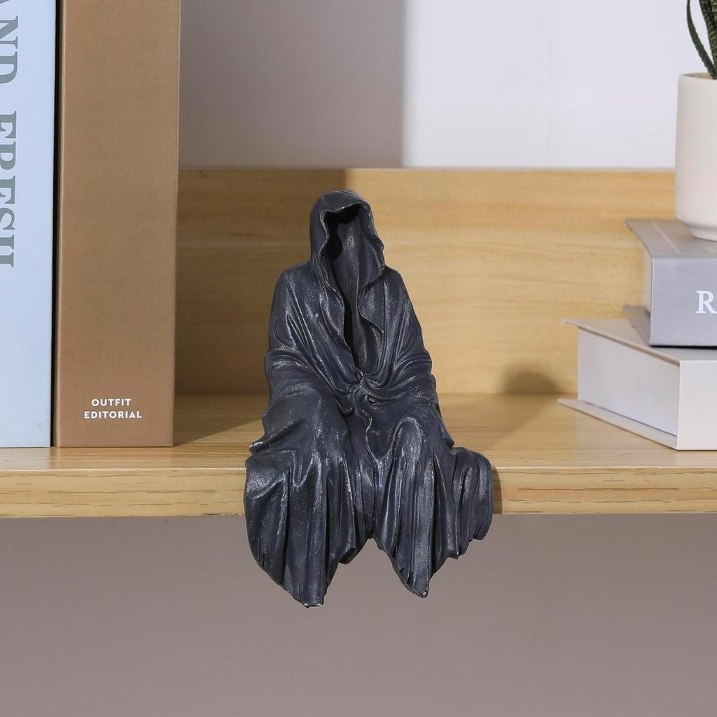 Готический декор, настольная статуэтка таинственного Мрачного Жнеца - готический жуткий декор для сада или книжной полки - 12 см фигурка из смолы - готический декор для книжной полки