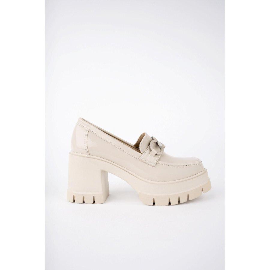 Женские лоферы на блочном каблуке с круглым носком