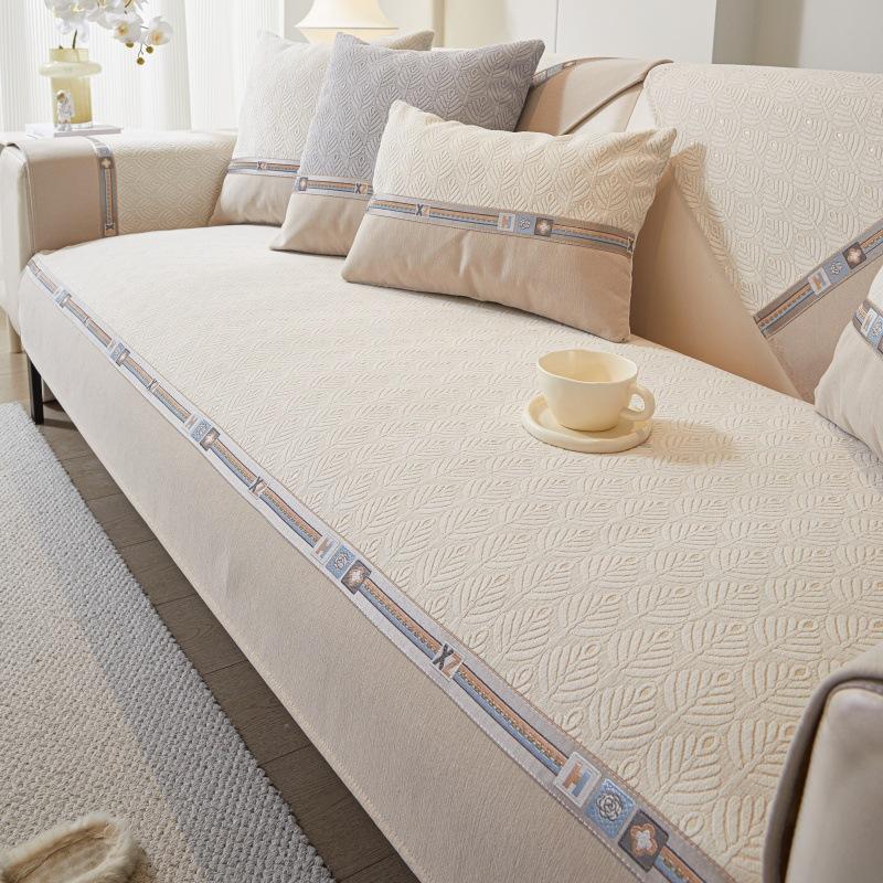 Chenille Sofa Cushion Non-Slip Anti-Scratching Four Seasons Universal Living Room Sofa Cover Cloth Backrest Towel Sofa Cover