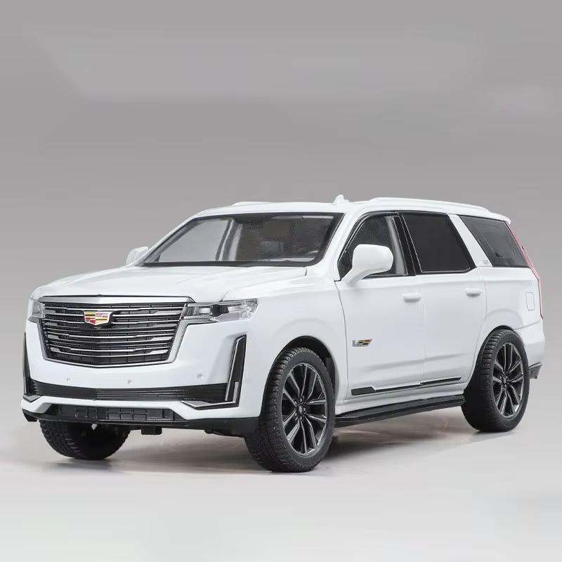 Новый 1:24 Cadillac Металлическая литая модель 5 дверей, которые можно открыть, звук и свет, амортизация, инерционный механизм, декоративная игрушка, детская коллекция для мальчиков