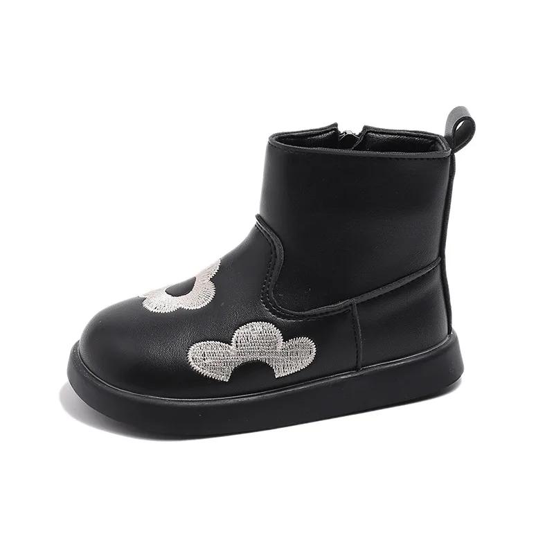 Сапоги с вышивкой для девочек, теплые зимние сапоги для детей, толстая подошва, милые детские повседневные сапоги принцессы из хлопка, нескользящие, универсальные