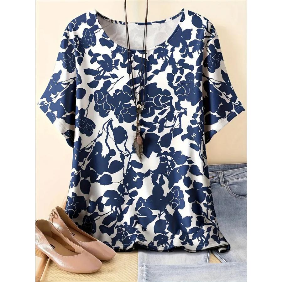 Plus Size Floral Print T-Shirt - Relaxed Fit, Vibrant Pattern, Short Sleeve, Women, Spring and Summer Outings, Womens Plus Size Clothing