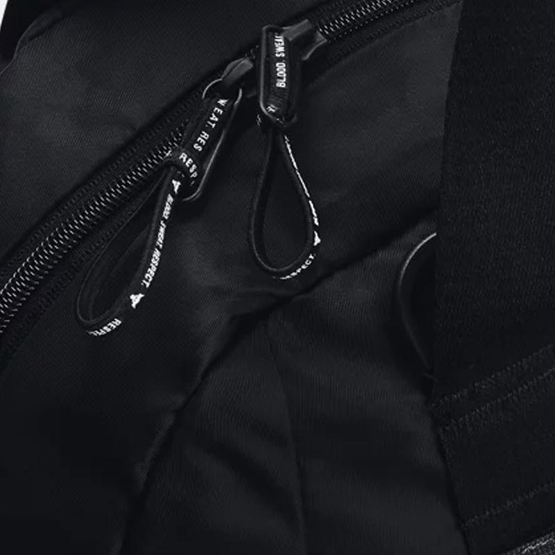 New Under Armour Polyester Polyamide Sports Bag, Handbag, Gym Bag Small Size Women's Black 1376458-001