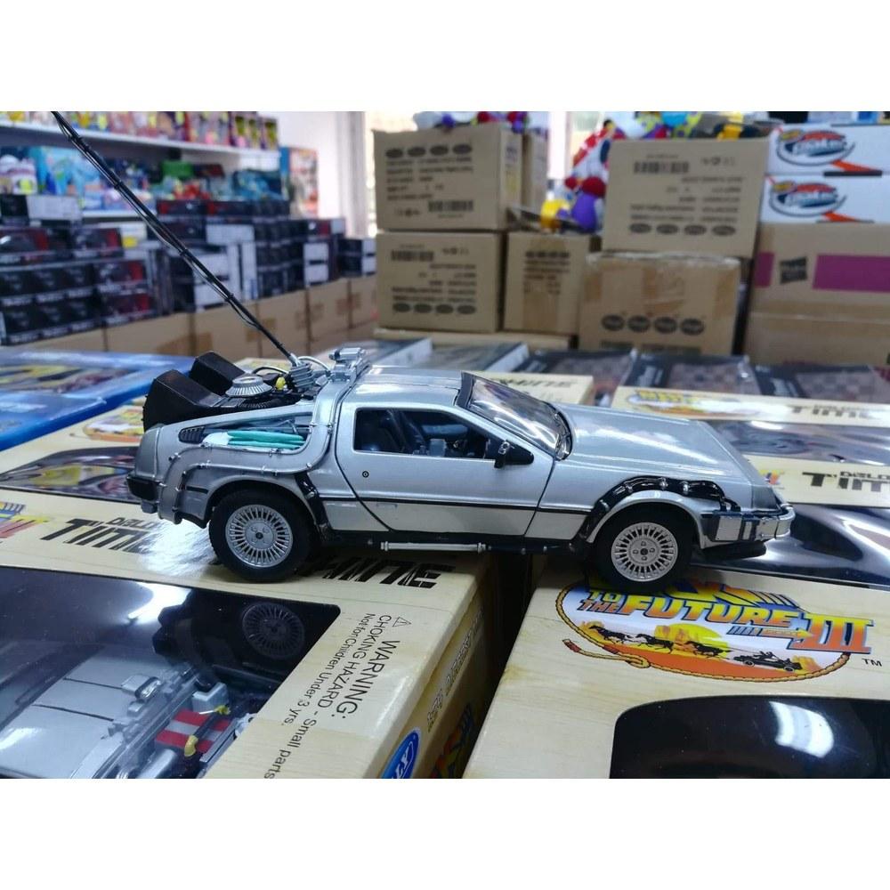 Welly 1/24 Назад в будущее I DeLorean Полная модель