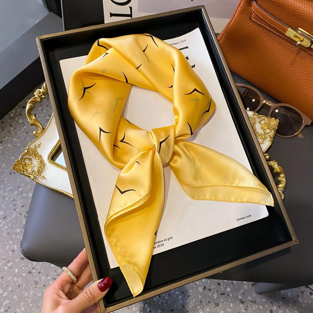 Luxury Design Chain Print Square Silk Scarf Lady Thin Neck Scarves Fashion Summer Sunscreen Headscarf For Women Bandana 70x70cm