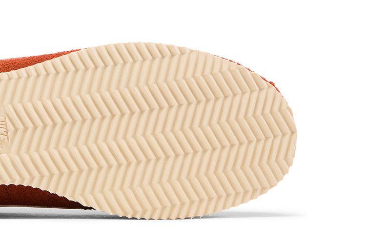 Nike Cortez SE Suede Dark Russet Flax Muslin Sail