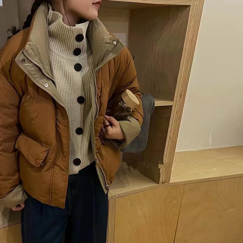 Контрастный цветной стоячий воротник-пуховик 2024 зима новый свободный модный допамин утолщенный теплый хлеб куртка