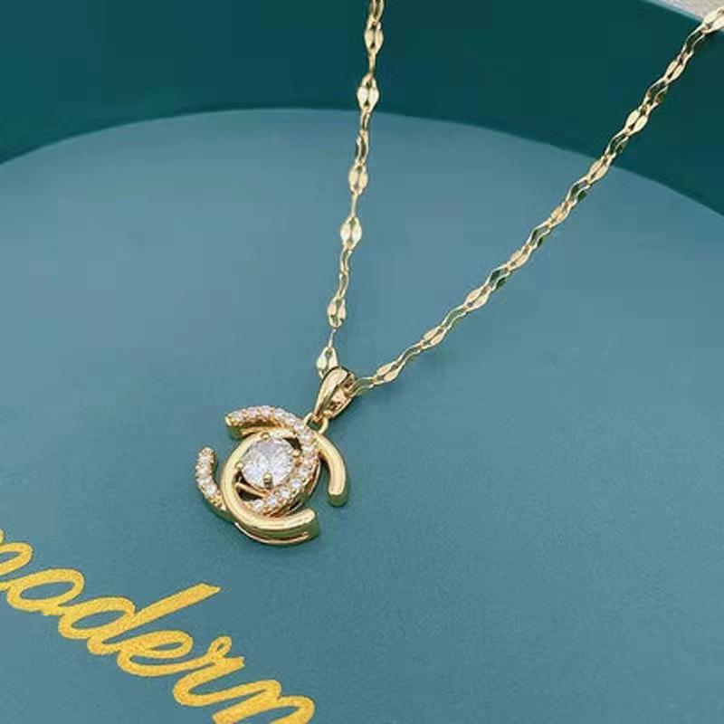 Высококачественный дизайн, нишевая легкая роскошная цепочка на ключицу для поездок на работу, новый стиль