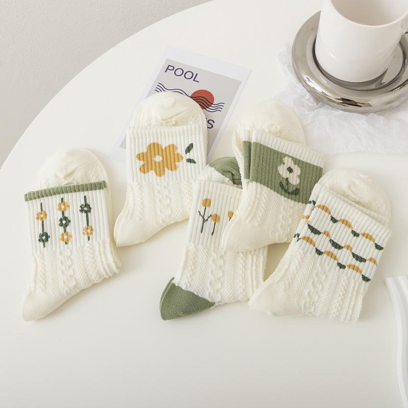 Women's Flower Socks Japanese Korean Style Cute White Black Pink Hajuruku Kawaii Floral Breathable Casual Socks