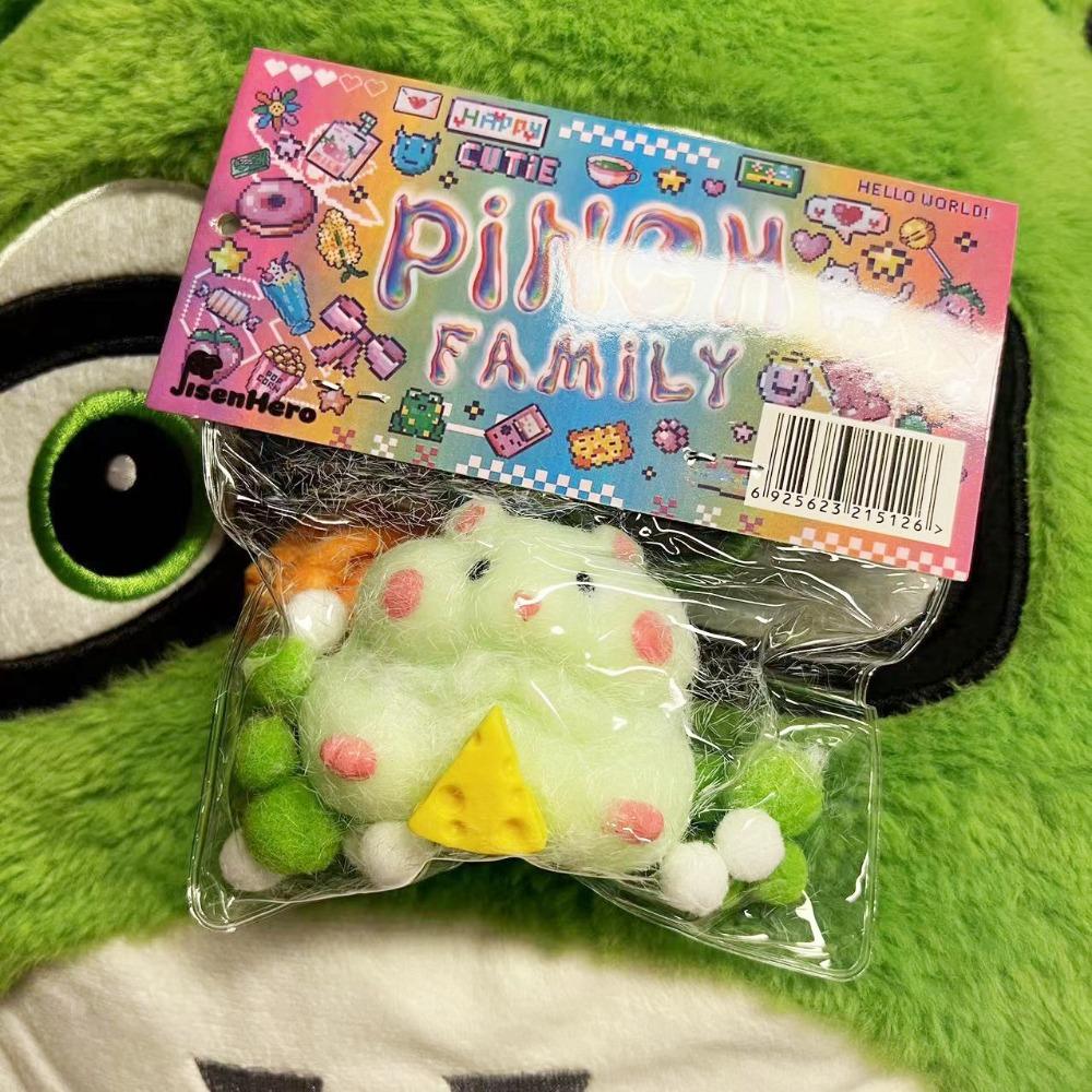 TPR Hamster Decompression Toys Flocking Stress Toy New Hamster Vent Toy  Adult