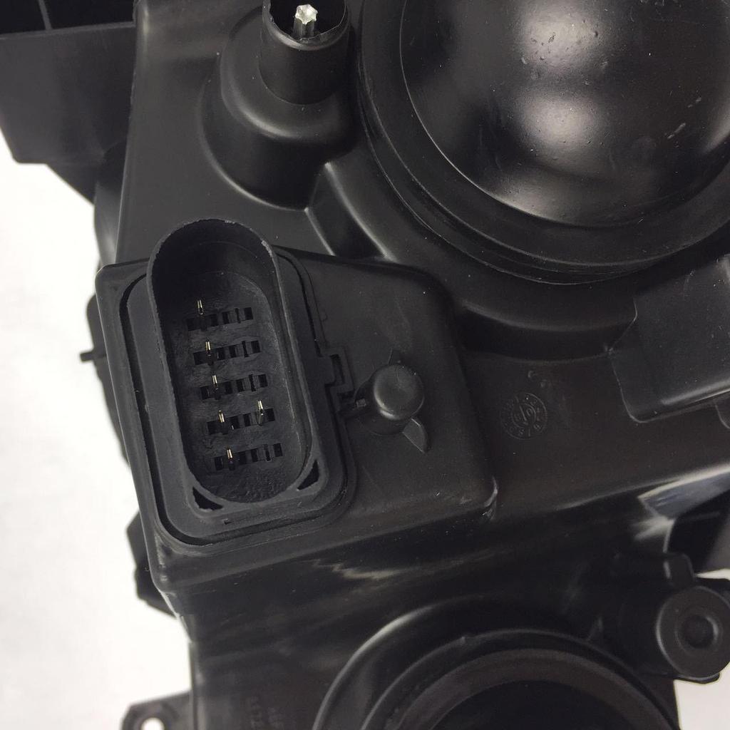 Headlight Assembly for Zhonghua Junjie Models 08-10, FRV, FSV - Frosted Black and White Background