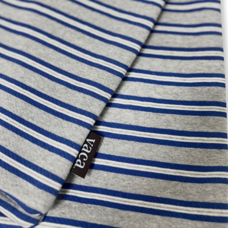 Корова. ШАРФ В СЕРУЮ ПОЛОСКУ