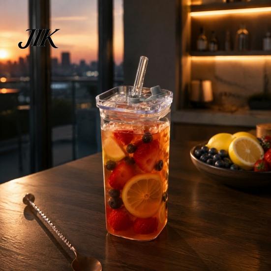 Stylish Glass Cups for Parties And Events Cup with Lid Straw, Square Clear Borosilicate Heat Unique Glassware Collectibles Resistant Tumbler, Portable
