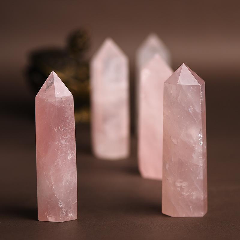 Натуральный камень Розовый розовый кварц Кристалл палочки Целебный камень 60-70 мм