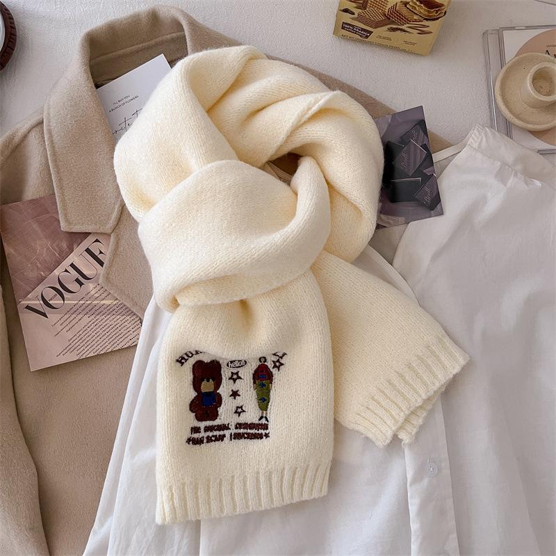 A New High End Women's Winter Scarf with Bear Embroidery Thick and Warm Cold Proof Knitted Woolen Scarf Shawl