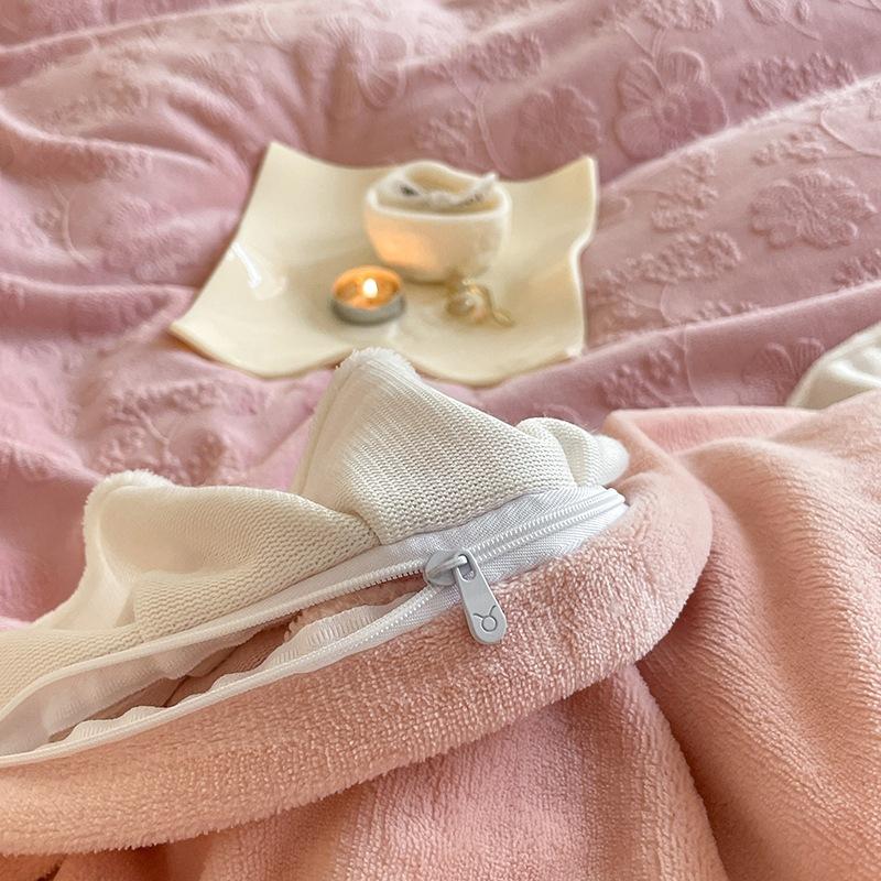 Ins стиль, корейский стиль, резной молочный бархат, кровать из четырех предметов, утолщенное теплое коралловое бархатное зимнее пододеяльник, простыня