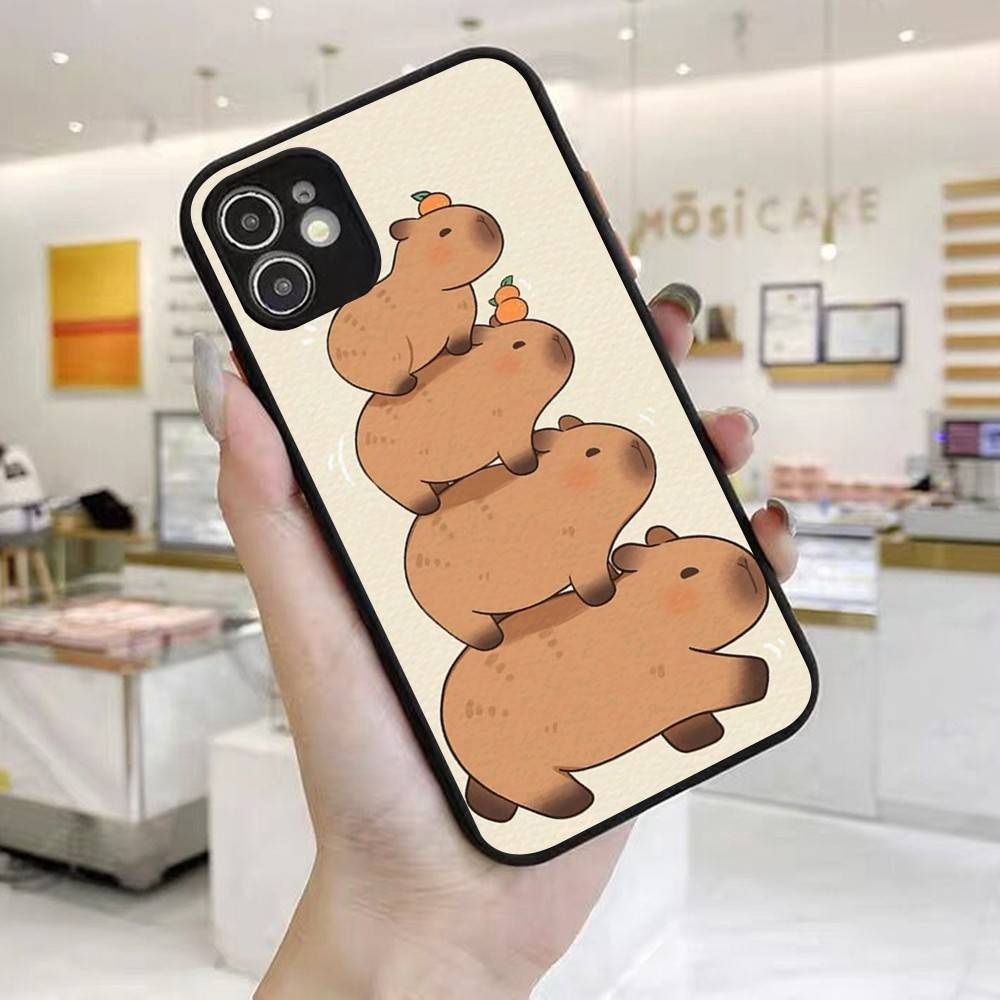 Мультяшный чехол для телефона с капибарой для IPhone 16 15 14 X XR XS 7 8 Plus 11 12 13 Pro MAX 13mini Матовый противоударный чехол