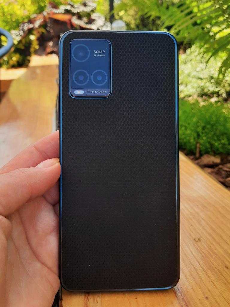 apgo Protective Skin Sticker for the Back Compatible with Honor 20 Lite MAR-LX1H, Wrap Film, Foil, Vinyl - Pattern Matrix